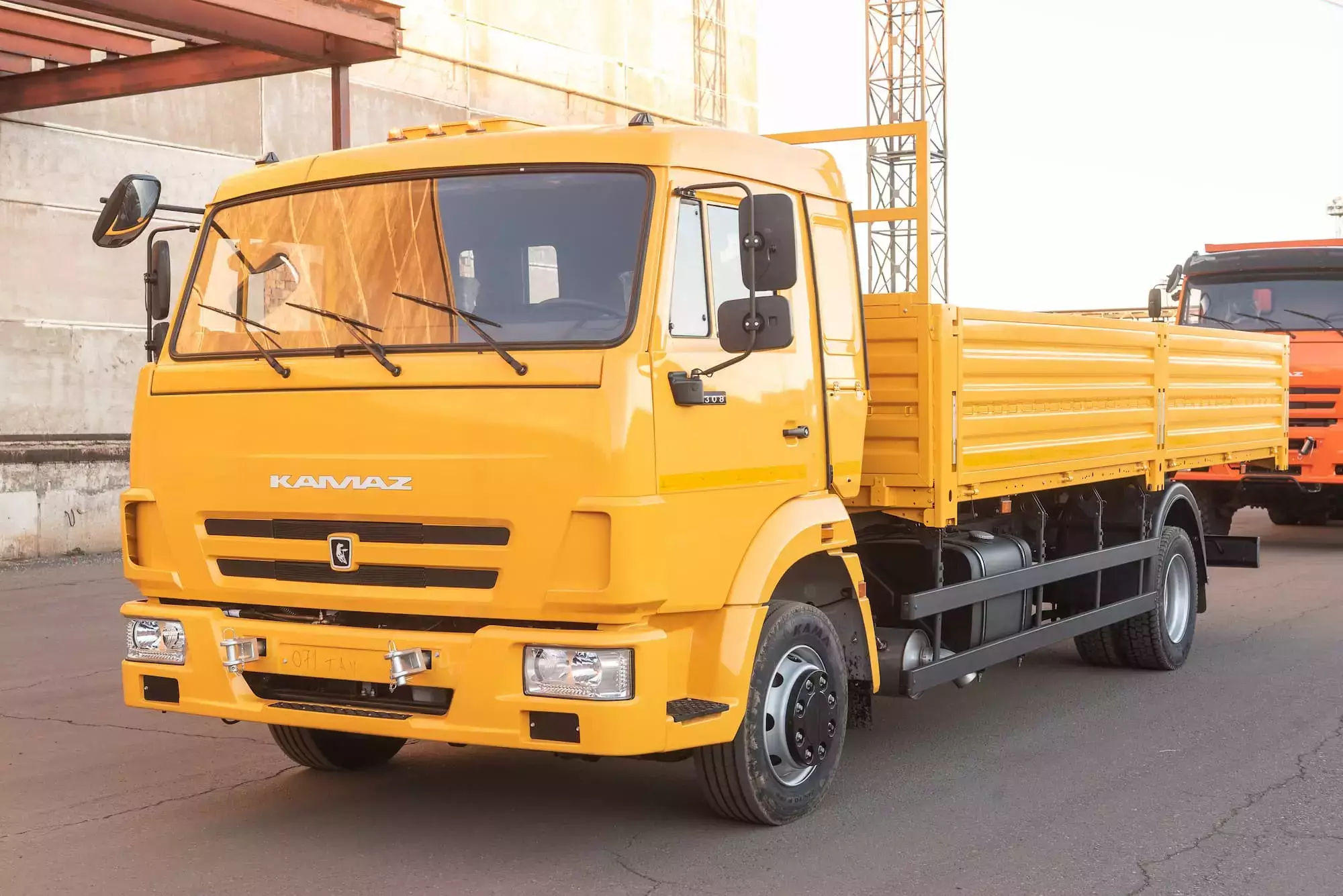 Бортовой автомобиль